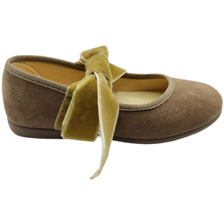 Bailarina Serraje Lazo