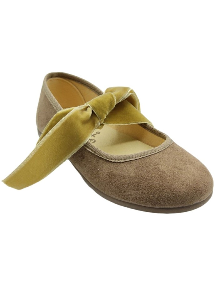 Bailarina Serraje Lazo