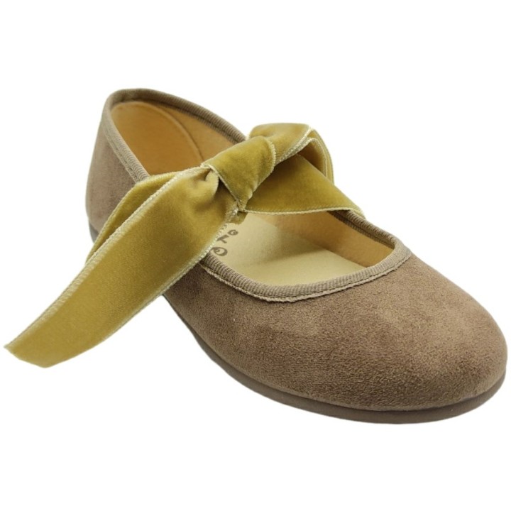 Bailarina Serraje Lazo