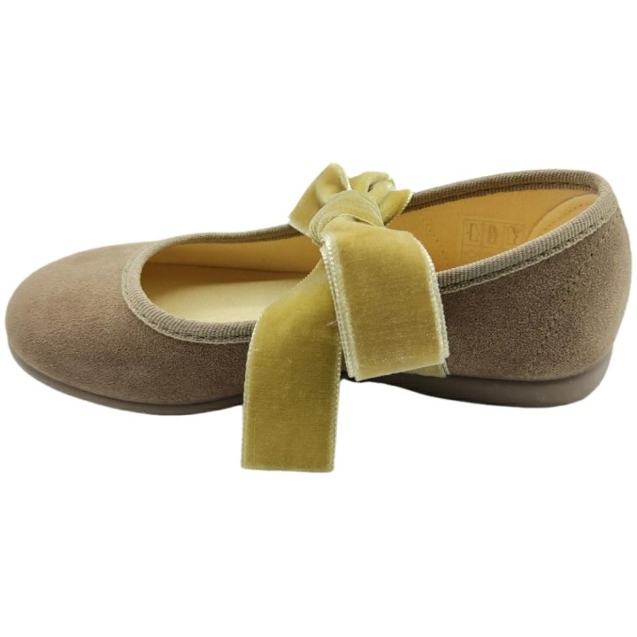 Bailarina Serraje Lazo