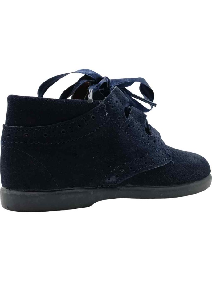 Botas Serraje Picado con cordón o lazo