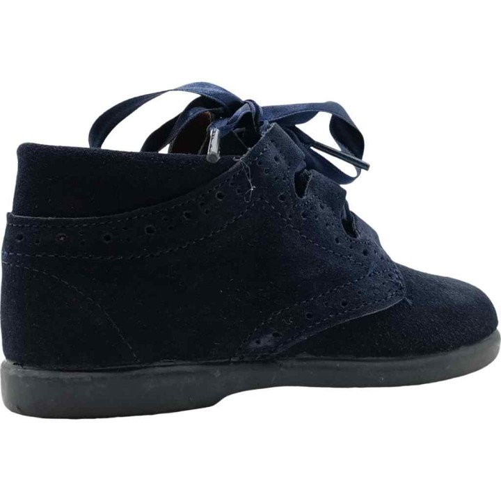 Botas Serraje Picado con cordón o lazo