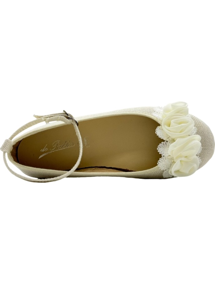 Bailarinas de Lino con pulsera y flor De Pablos