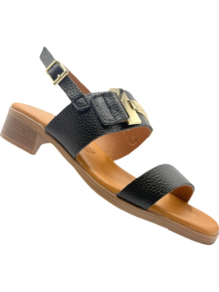 Sandalias de piel tacón bandas acolchada De Pablos 2