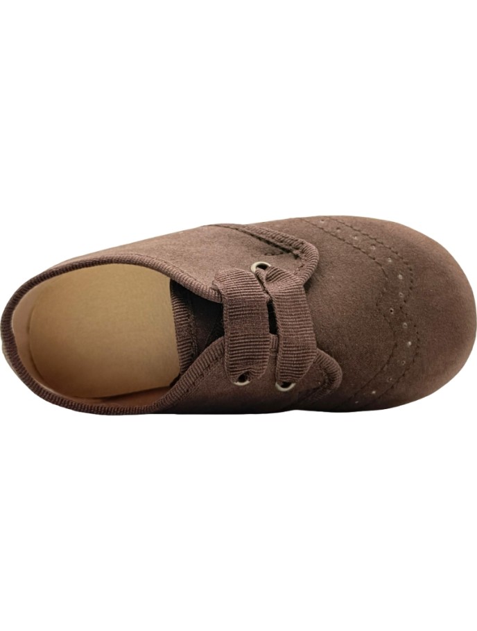 Zapato de Serratex con cordones tipo lazo palavega