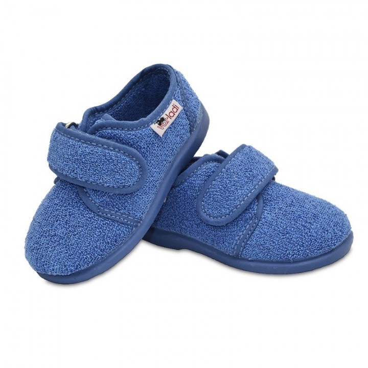 zapatillas de estar por casa de verano de toalla con cierre adherente para niños y niñas en color azul azafata