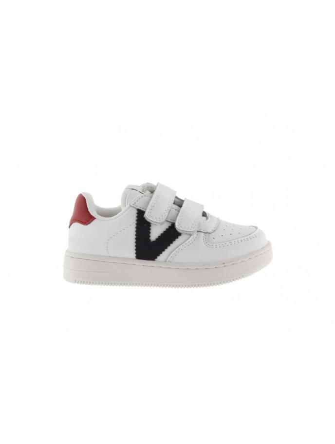 ZAPATILLA DEPORTIVA BLANCA VICTORIA PARA NIÑOS Y NIÑAS CON V LATERAL EN  CONTRASTE