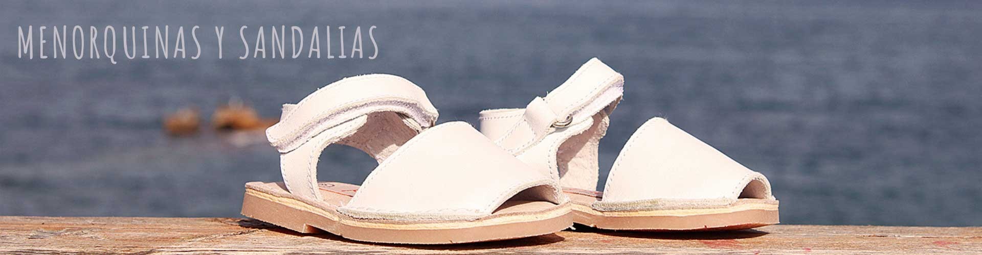 Menorquinas o avarcas y sandalias de bebé